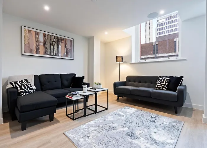 Centre Modern Luxury Duplex 2-bedroom Apartament