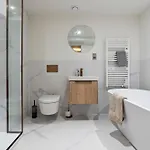 Centre Modern Luxury Duplex 2-bedroom Leeds (West Yorkshire)