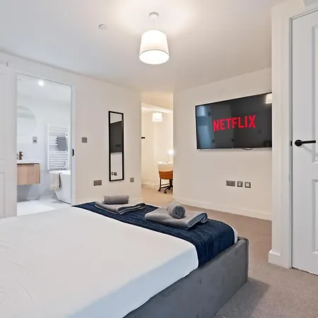 Centre Modern Luxury Duplex 2-bedroom Apartment Leeds (West Yorkshire)