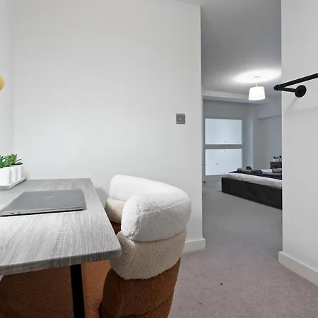 Apartment Centre Modern Luxury Duplex 2-bedroom *