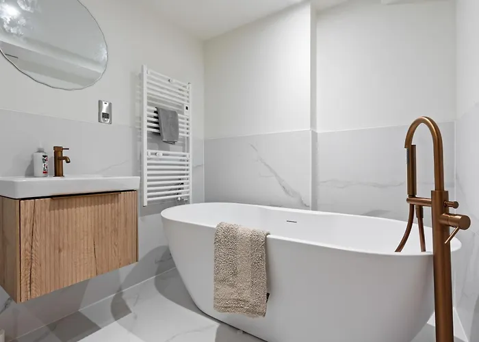 Lejlighed Centre Modern Luxury Duplex 2-bedroom