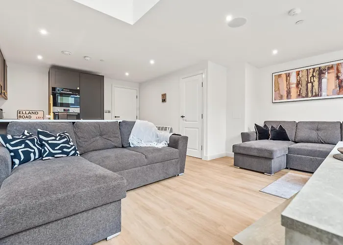 Centre Modern Luxury Duplex 2-bedroom Apartment Leeds (West Yorkshire)