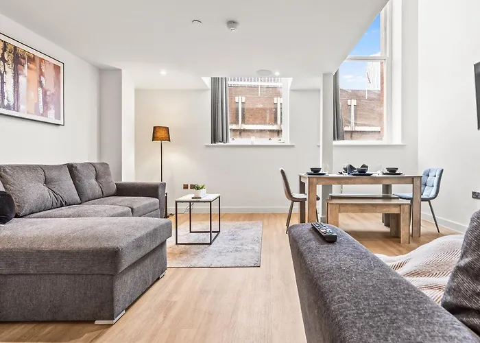 Centre Modern Luxury Duplex 2-bedroom Apartment