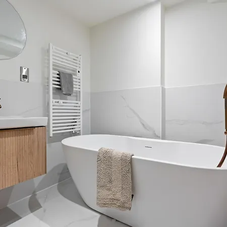 公寓 Centre Modern Luxury Duplex 2-bedroom