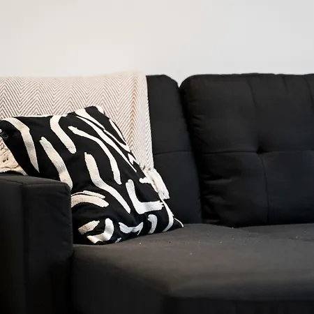 Centre Modern Luxury Duplex 2-bedroom شقة