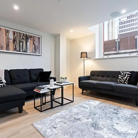 Centre Modern Luxury Duplex 2-bedroom 公寓