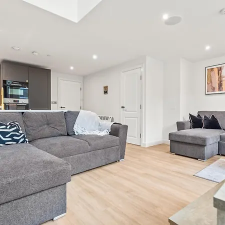 Centre Modern Luxury Duplex 2-bedroom 公寓 利兹